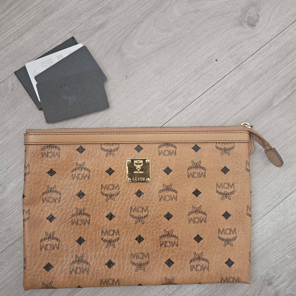 MCM Clutch